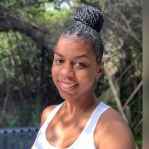 Meet your Posher, Lindsey